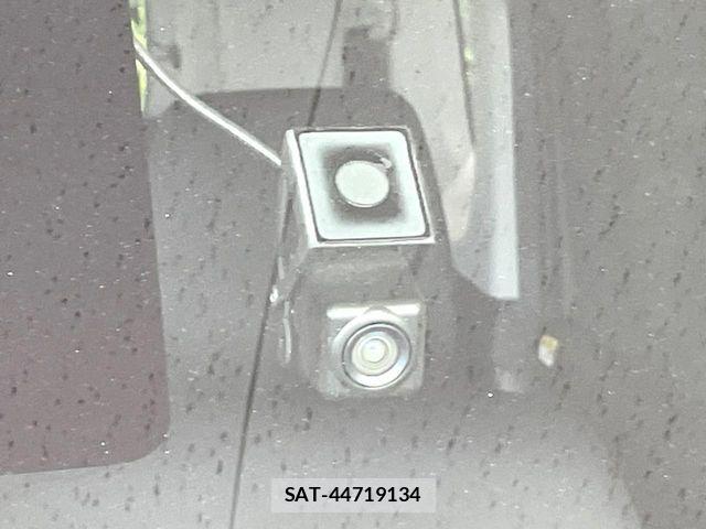 Toyota ROOMY 2017-08 7619628-6