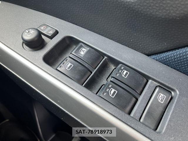Toyota ROOMY 2021-04 7619608-14