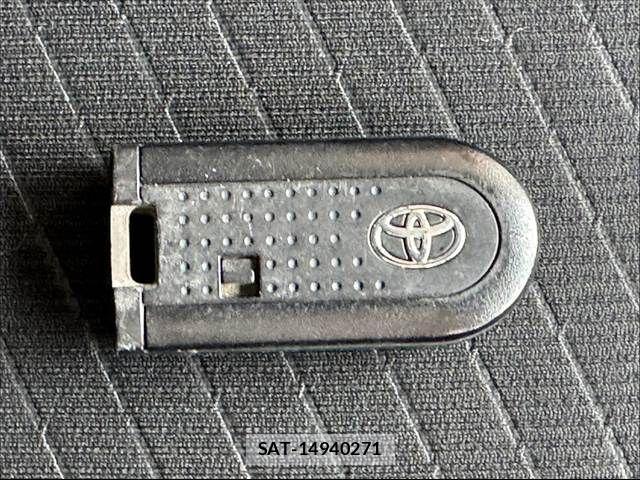 Toyota ROOMY 2017-01 7619644-25