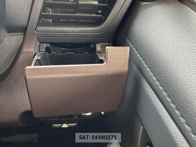 Toyota ROOMY 2017-01 7619644-28