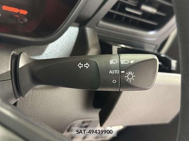 Toyota ROOMY 2021-05 7619631-11