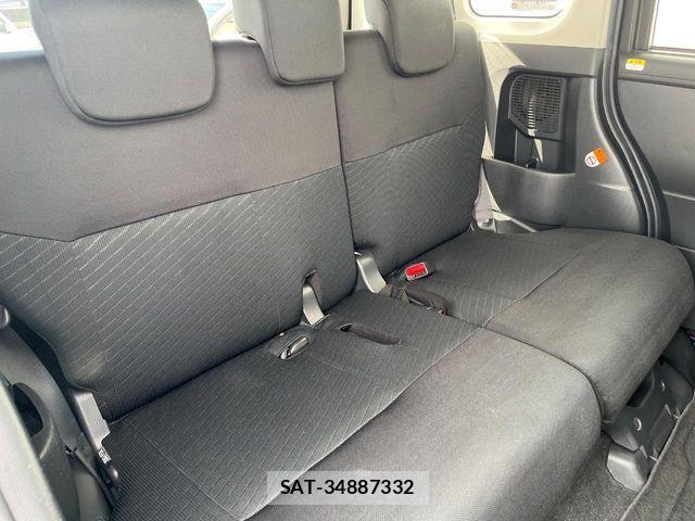 Toyota ROOMY 2018-09 7619640-9