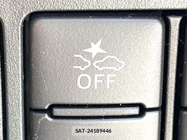 Toyota ROOMY 2018-05 7619627-5