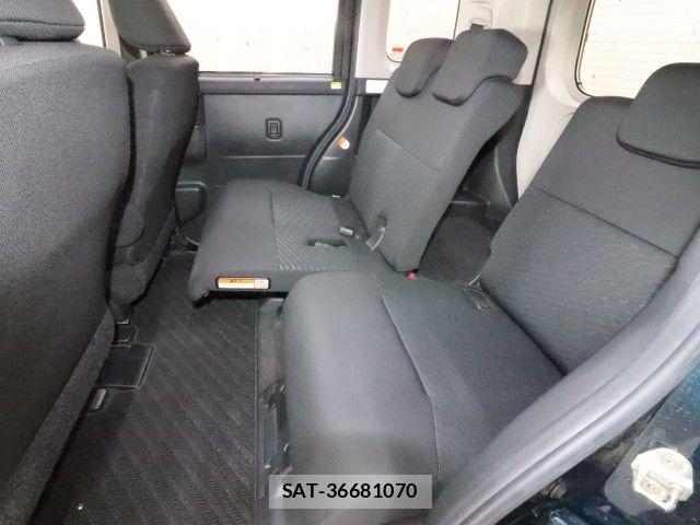 Toyota ROOMY 2017-07 7619638-9