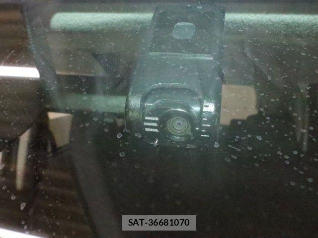 Toyota ROOMY 2017-07 7619638-14
