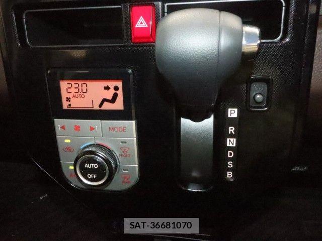 Toyota ROOMY 2017-07 7619638-20