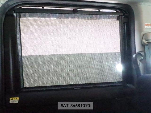 Toyota ROOMY 2017-07 7619638-5