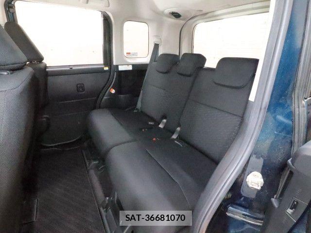 Toyota ROOMY 2017-07 7619638-8