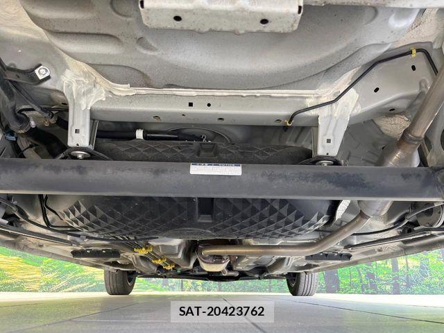 Toyota ROOMY 2019-01 7619635-18