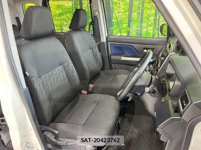 Toyota ROOMY 2019-01 7619635-8