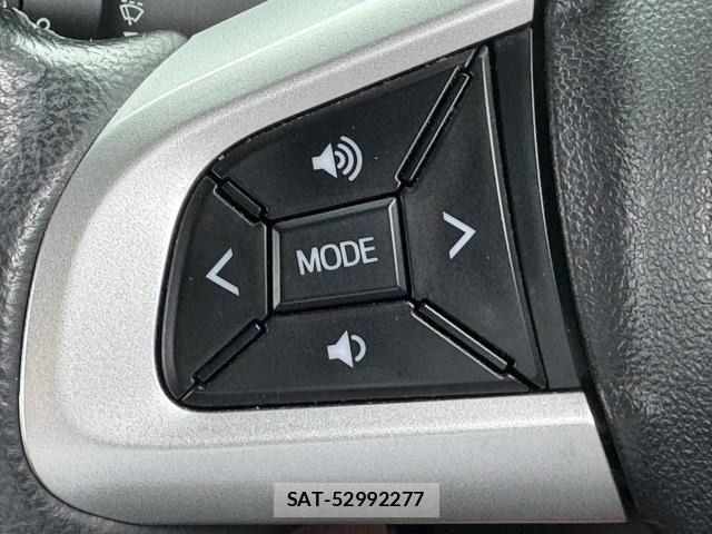Toyota ROOMY 2017-10 7619632-15