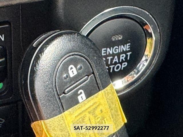 Toyota ROOMY 2017-10 7619632-17