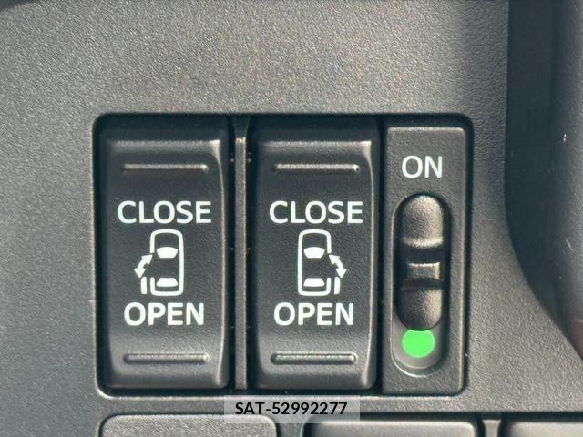 Toyota ROOMY 2017-10 7619632-25