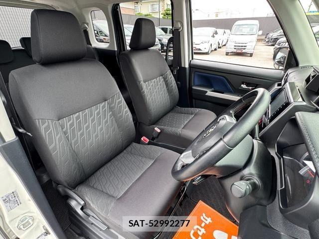 Toyota ROOMY 2017-10 7619632-8
