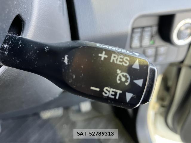 Toyota ROOMY 2019-04 7619607-19