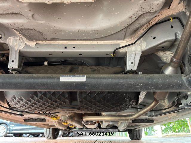 Toyota ROOMY 2019-12 7619611-19