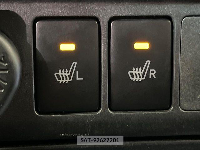 Toyota ROOMY 2021-07 7619598-6