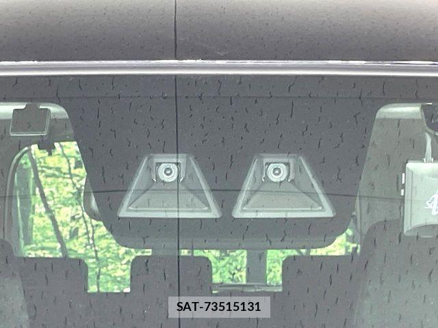 Toyota ROOMY 2021-02 7619602-3