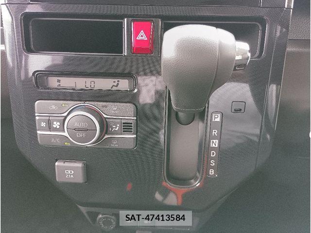 Toyota ROOMY 2021-06 7619618-16