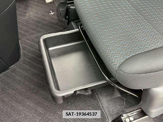 Toyota ROOMY 2024-10 7727979-15
