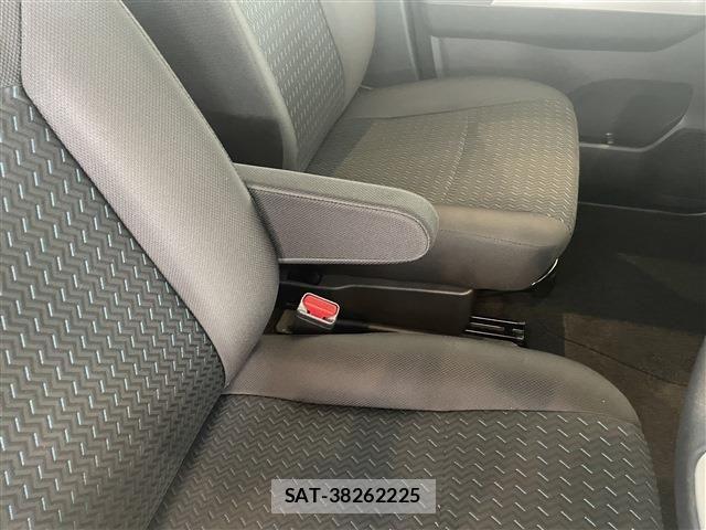 Toyota ROOMY 2022-03 7879183-25