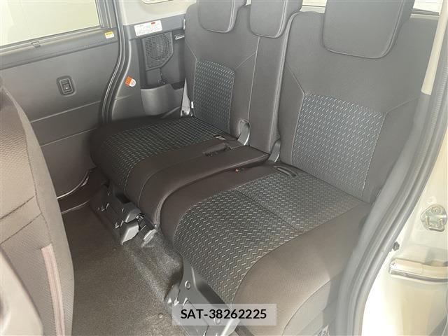 Toyota ROOMY 2022-03 7879183-28