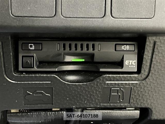 Toyota ROOMY 2018-04 7879194-11