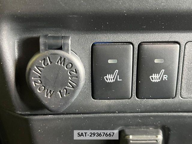 Toyota ROOMY 2023-07 7879181-6