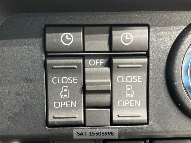 Toyota ROOMY 2023-01 7879178-4