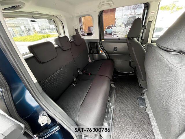Toyota ROOMY 2017-11 7879195-9