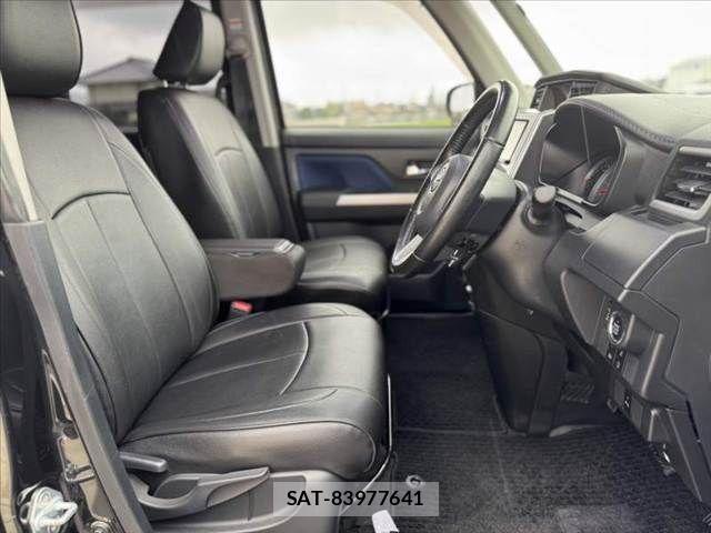 Toyota ROOMY 2018-12 7903323-15