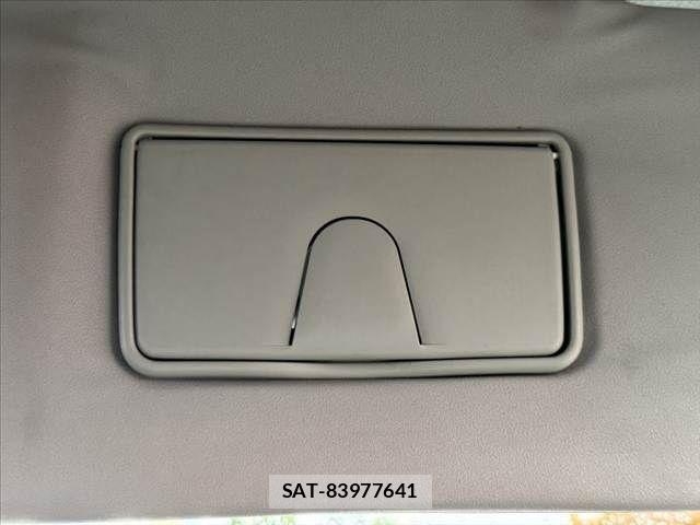 Toyota ROOMY 2018-12 7903323-27
