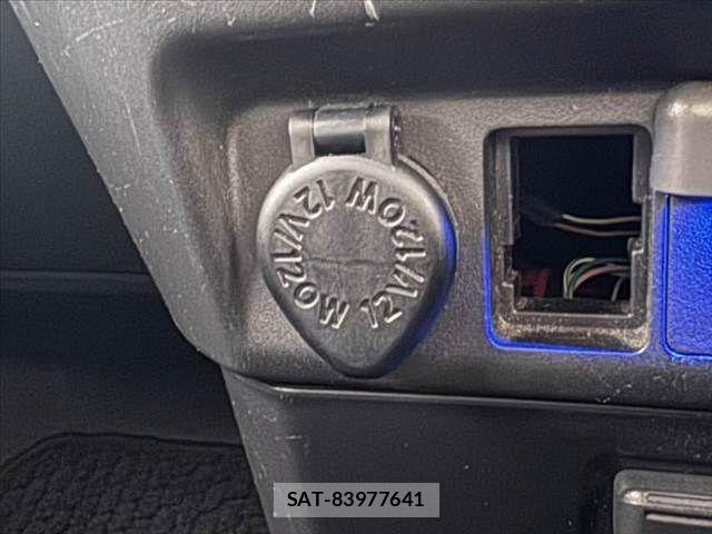 Toyota ROOMY 2018-12 7903323-29