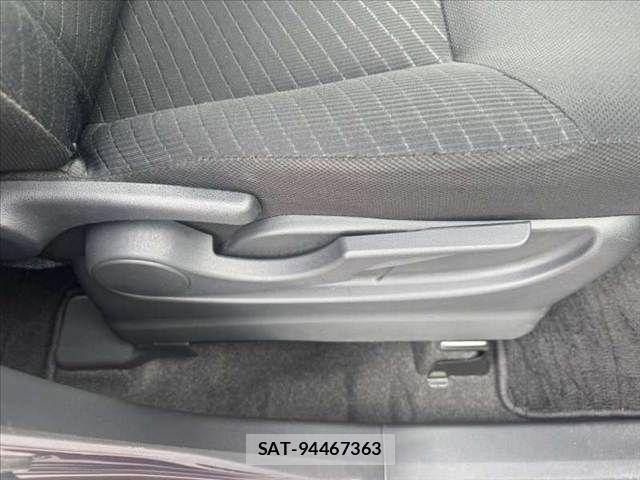 Toyota ROOMY 2017-09 7903325-29