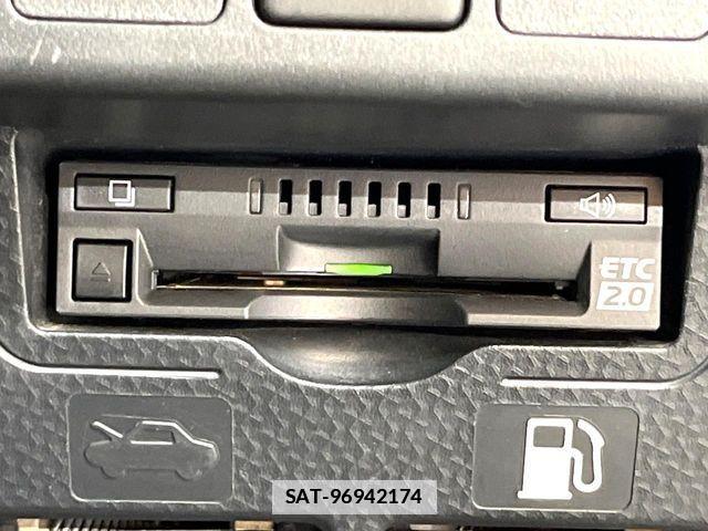 Toyota ROOMY 2022-01 7963587-5