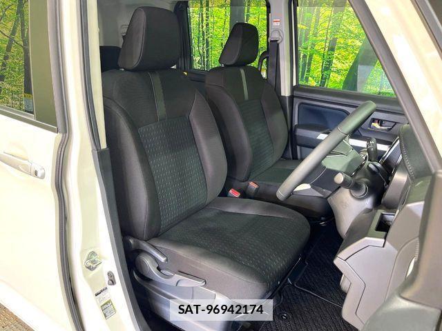 Toyota ROOMY 2022-01 7963587-8