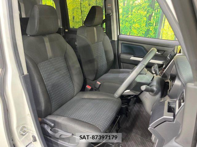 Toyota ROOMY 2021-05 7963586-7