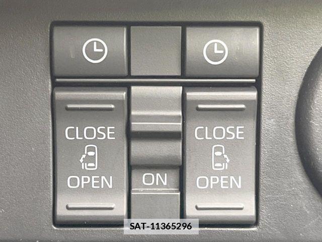 Toyota ROOMY 2021-11 7963591-4