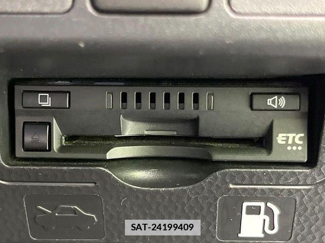 Toyota ROOMY 2022-05 7963596-6