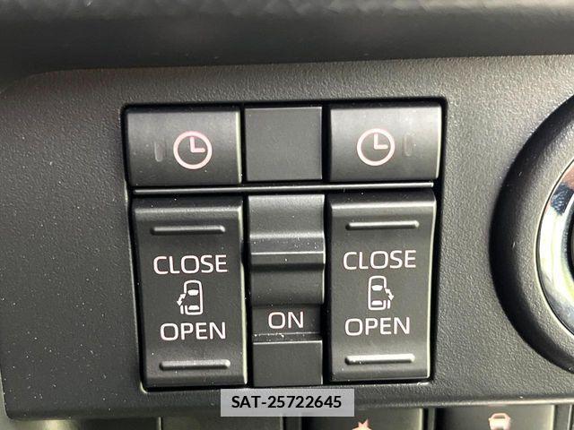 Toyota ROOMY 2025-08 7963585-6