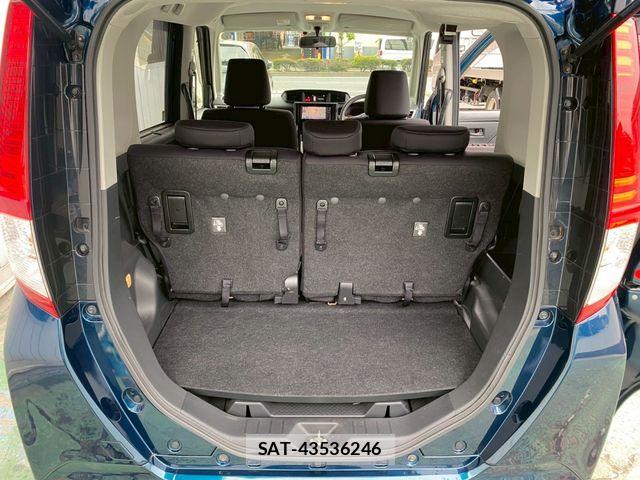 Toyota ROOMY 2017-03 7963599-26