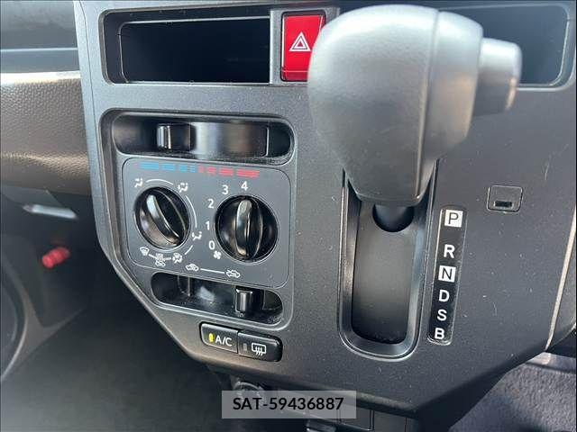 Toyota ROOMY 2021-02 7980879-21