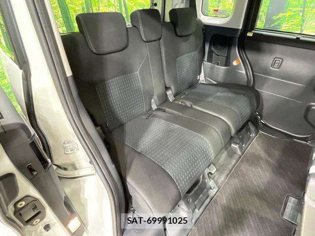 Toyota ROOMY 2021-08 7980860-8
