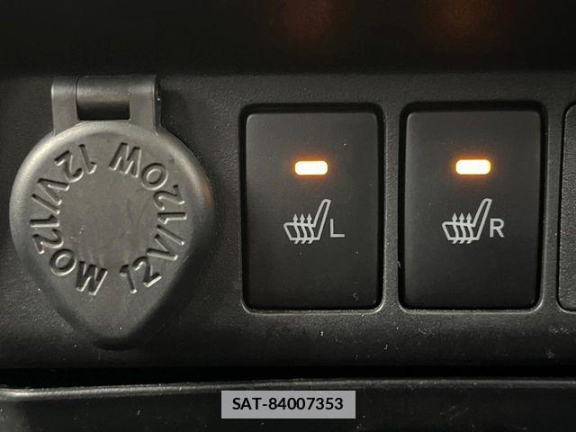 Toyota ROOMY 2024-08 7980856-5