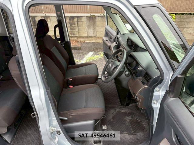 Toyota ROOMY 2021-03 7980880-13