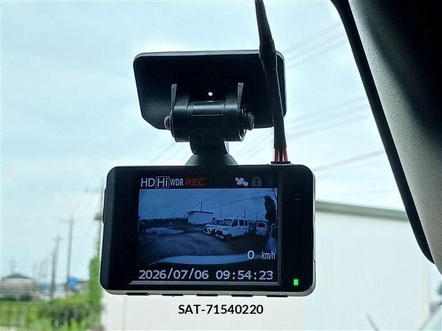 Toyota ROOMY 2021-07 7980869-3