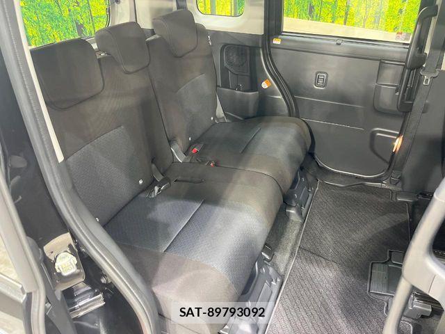 Toyota ROOMY 2023-08 8037966-8