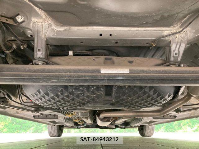Toyota ROOMY 2017-01 8037974-18