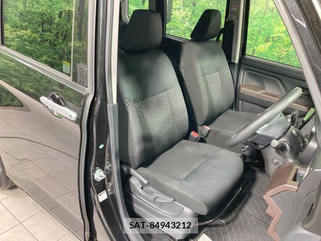 Toyota ROOMY 2017-01 8037974-7