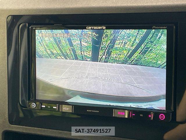 Toyota ROOMY 2019-09 8037975-3
